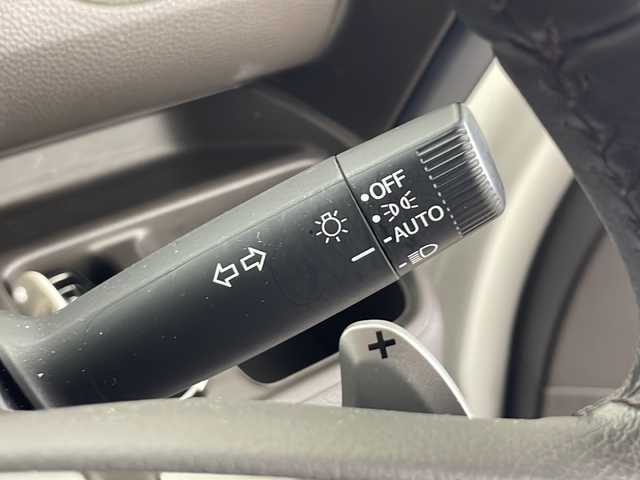 ホンダ Ｎ ＢＯＸ L ターボ 秋田県 2022(令4)年 2万km プラチナホワイトパール 純正ナビ【FM/AM/BT/CD】 /両側パワースライドドア  /ETC /バックカメラ　/前後ドライブレコーダー　/クリアランスソナー　/横滑り防止装置　/ブレーキホールド　/自動パーキングブレーキ　/衝突被害軽減システム　/コーナーセンサー /オートエアコン /前席シートヒーター/革巻きステアリング/ホンダECON/ステアリングリモコン/クルーズコントロール/パドルシフト/オートライト/ライトレベライザー /スマートキー/プッシュスタート /USBポート/純正フロアマット/リアサンシェード /サイドバイザー /社外AW/ウィンカーミラー