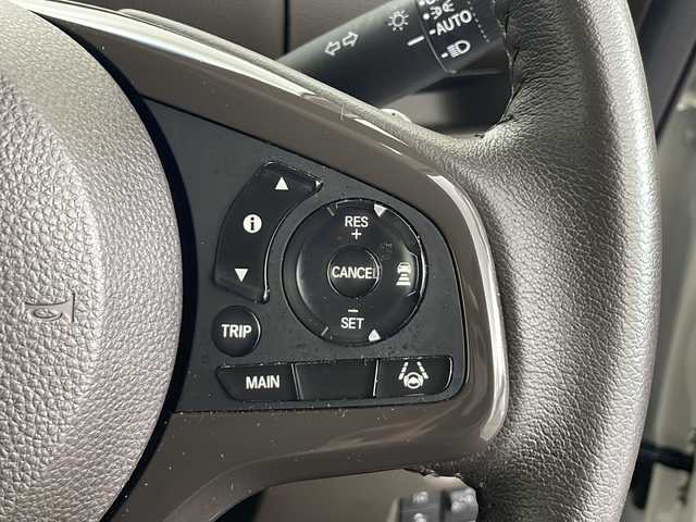 ホンダ Ｎ ＢＯＸ L ターボ 秋田県 2022(令4)年 2万km プラチナホワイトパール 純正ナビ【FM/AM/BT/CD】 /両側パワースライドドア  /ETC /バックカメラ　/前後ドライブレコーダー　/クリアランスソナー　/横滑り防止装置　/ブレーキホールド　/自動パーキングブレーキ　/衝突被害軽減システム　/コーナーセンサー /オートエアコン /前席シートヒーター/革巻きステアリング/ホンダECON/ステアリングリモコン/クルーズコントロール/パドルシフト/オートライト/ライトレベライザー /スマートキー/プッシュスタート /USBポート/純正フロアマット/リアサンシェード /サイドバイザー /社外AW/ウィンカーミラー