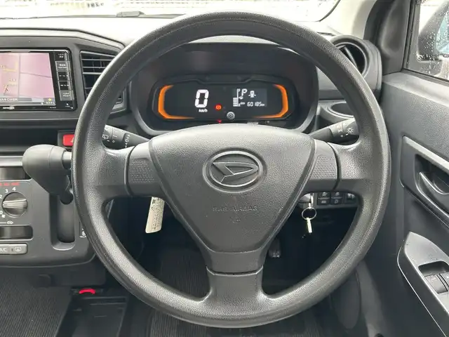 ダイハツ ミラ イース B SAⅢ 滋賀県 2020(令2)年 6万km スカイブルーメタリック ガソリン/2WD(FF)/CVT/７インチ社外ナビ【AVIC-RW503】/（FM/AM/CD/DVD/フルセグ/Bluetooth）/バックカメラ/ETC/スマートアシスト３/・衝突回避支援システム/・プリクラッシュブレーキアシスト	/・衝突警報機能/電動格納ミラー/アイドリングストップ/ハロゲンライト/ヘッドライトライトレベリング/リモコンキー/スペアキー/純正フロアマット/ドアバイザー