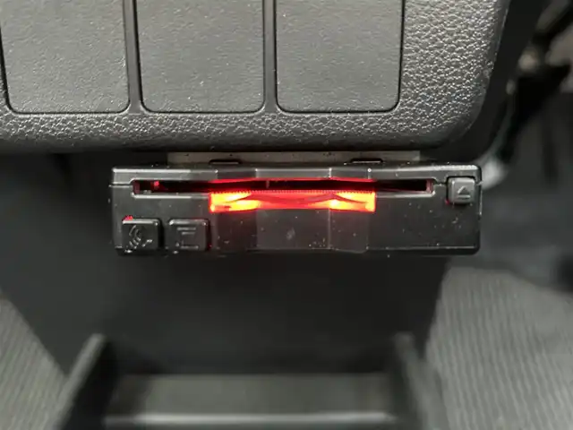 ダイハツ ミラ イース B SAⅢ 滋賀県 2020(令2)年 6万km スカイブルーメタリック ガソリン/2WD(FF)/CVT/７インチ社外ナビ【AVIC-RW503】/（FM/AM/CD/DVD/フルセグ/Bluetooth）/バックカメラ/ETC/スマートアシスト３/・衝突回避支援システム/・プリクラッシュブレーキアシスト	/・衝突警報機能/電動格納ミラー/アイドリングストップ/ハロゲンライト/ヘッドライトライトレベリング/リモコンキー/スペアキー/純正フロアマット/ドアバイザー