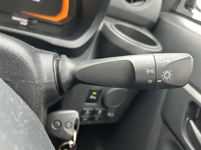 ダイハツ ミラ イース B SAⅢ 滋賀県 2020(令2)年 6万km スカイブルーメタリック ガソリン/2WD(FF)/CVT/７インチ社外ナビ【AVIC-RW503】/（FM/AM/CD/DVD/フルセグ/Bluetooth）/バックカメラ/ETC/スマートアシスト３/・衝突回避支援システム/・プリクラッシュブレーキアシスト	/・衝突警報機能/電動格納ミラー/アイドリングストップ/ハロゲンライト/ヘッドライトライトレベリング/リモコンキー/スペアキー/純正フロアマット/ドアバイザー