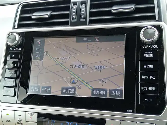 トヨタ ランドクルーザー プラド TZ－G 福井県 2018(平30)年 3.5万km ホワイトパールクリスタルシャイン 衝突被害軽減システム/メーカーOPナビ（B9129）/・（フルセグTV/CD/DVD/Bluetooth）/アラウンドビューモニター/ビルトインETC2.0/モデリスタエアロ/ステアリングスイッチ/シートヒーター・クーラー/前席パワーシート/オートLEDライト/電動格納ウィンカーミラー/純正19インチAW/純正フロアマット/スマートキー