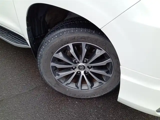 トヨタ ランドクルーザー プラド TZ－G 福井県 2018(平30)年 3.5万km ホワイトパールクリスタルシャイン 衝突被害軽減システム/メーカーOPナビ（B9129）/・（フルセグTV/CD/DVD/Bluetooth）/アラウンドビューモニター/ビルトインETC2.0/モデリスタエアロ/ステアリングスイッチ/シートヒーター・クーラー/前席パワーシート/オートLEDライト/電動格納ウィンカーミラー/純正19インチAW/純正フロアマット/スマートキー