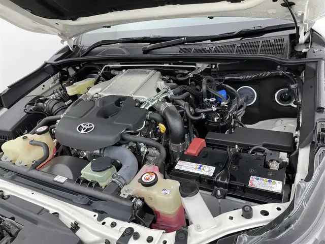 トヨタ ハイラックス Z GRスポーツ 宮城県 2023(令5)年 2.5万km スーパーホワイトⅡ 純正ナビ　/全周囲カメラ　/純正ベッドライナー　/トノカバー　/ＲＡＹＳ１７インチアルミ　/フロントリフトアップ　/ＴＯＹＯＴＡデカール　/オーバーフェンダー　/専用レッドキャリパー/純正ラバーマット/パワーシート　/ハーフレザーシート/ＥＴＣ　/前後ドライブレコーダー/アダプティブクルーズコントロール/プリクラッシュセーフティ/レーンディパーチャーアラート /クリアランスソナー/禁煙車