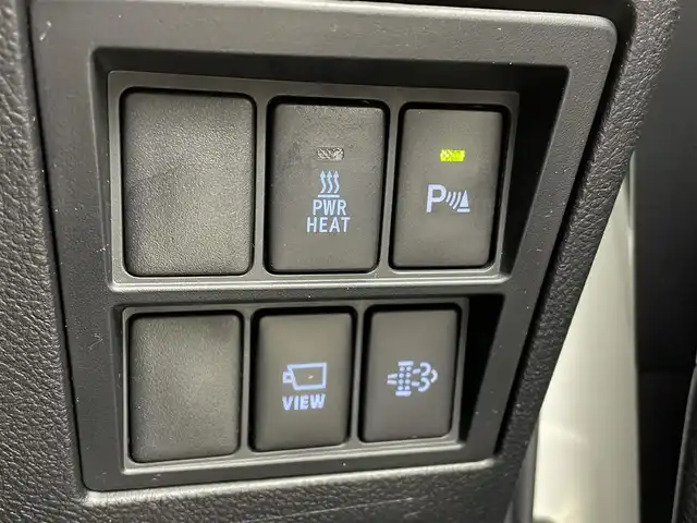 トヨタ ハイラックス Z GRスポーツ 宮城県 2023(令5)年 2.5万km スーパーホワイトⅡ 純正ナビ　/全周囲カメラ　/純正ベッドライナー　/トノカバー　/ＲＡＹＳ１７インチアルミ　/フロントリフトアップ　/ＴＯＹＯＴＡデカール　/オーバーフェンダー　/専用レッドキャリパー/純正ラバーマット/パワーシート　/ハーフレザーシート/ＥＴＣ　/前後ドライブレコーダー/アダプティブクルーズコントロール/プリクラッシュセーフティ/レーンディパーチャーアラート /クリアランスソナー/禁煙車