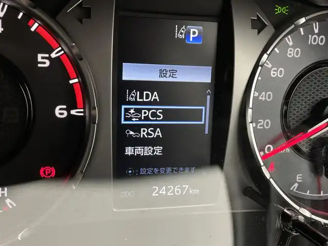 トヨタ ハイラックス Z GRスポーツ 宮城県 2023(令5)年 2.5万km スーパーホワイトⅡ 純正ナビ　/全周囲カメラ　/純正ベッドライナー　/トノカバー　/ＲＡＹＳ１７インチアルミ　/フロントリフトアップ　/ＴＯＹＯＴＡデカール　/オーバーフェンダー　/専用レッドキャリパー/純正ラバーマット/パワーシート　/ハーフレザーシート/ＥＴＣ　/前後ドライブレコーダー/アダプティブクルーズコントロール/プリクラッシュセーフティ/レーンディパーチャーアラート /クリアランスソナー/禁煙車