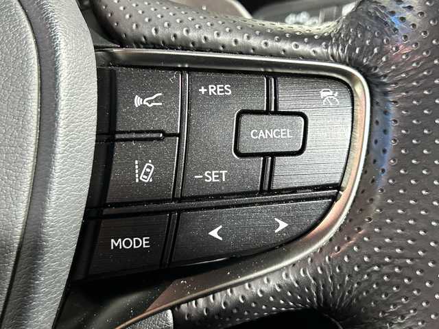 レクサス ＥＳ 300h Fスポーツ 神奈川県 2018(平30)年 2.3万km ホワイトノーヴァガラスフレーク ムーンルーフ/純正ナビゲーション/フルセグ　Bluetooth　CD DVD　SD　AUX　USB　Miracast/ハンズフリーパワートランクグリッド/ヘッドアップディスプレイ/デジタルインナーミラー/ブラインドスポットモニター/パーキングサポートブレーキ/セーフティシステムプラス/プリクラッシュセーフティ/レーントレーシングアシスト/アダブティブハイビームシステム/レーダークルーズコントロール/ロードサインアシスト/革巻きステアリング/ステアリングスイッチ/ステアリングヒーター/パドルシフト/合皮スポーツシート/前席パワーシート/シートヒーター/ベンチレーション/運転席ポジションメモリー/リア電動サンシェード/社外前方ドライブレコーダー/純正ビルトインETC2.0/電動パーキングブレーキ/オートブレーキホールド/プッシュスタート/スマートキー/純正リアスポイラー/純正19インチアルミホイール/3眼フルLEDヘッドランプ/オートライト/フロントフォグランプ