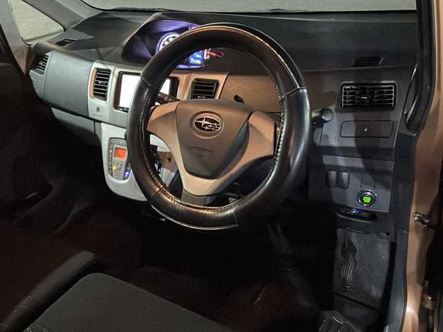 スバル ステラ カスタム R 福島県 2011(平23)年 12.5万km スパークリングオレンジメタリック メモリナビ　ＴＶ　ＥＴＣ　スペアキー　電格ミラー　純正フロアマット　純正ドアバイザー　社外１４インチＡＷ　プッシュスタート　スマートキー　ＨＩＤヘッドライト　フォグランプ　盗難防止システム　ＡＡＣ　