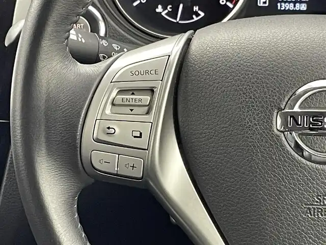 日産 エクストレイル 20Xtt エマージェンシーブレーキ 群馬県 2016(平28)年 5.7万km バーニングレッド 純正7インチナビ　アラウンドビューモニター　クルーズコントロール　HIDオートライト　シートヒーター　純正18インチアルミホイール　ステアリングリモコン　ダウンヒルアシスト　スマートキー　ETC　禁煙