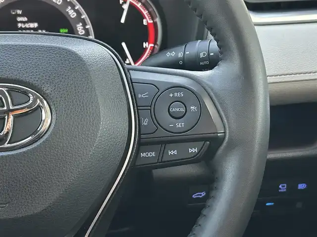 トヨタ ＲＡＶ４ G 岩手県 2021(令3)年 2.4万km ホワイトパールクリスタルシャイン ４ＷＤ　/純正9型ナビ　/(フルセグTV、BT。Miracast)/レーダークルコン　/白革シート　/ＥＴＣ　/バックカメラ　/サイドカメラ/全方位モニター　/ＴＶキャンセラー　/社外ドラレコ　/運転席パワーシート/前席シートヒーター　/シートメモリ/ステアリングヒーター　/電動リアゲート　/オートハイビーム/純正AW冬タイヤセット有/フロアゴムマット/革巻きステアリング/12V/120Wソケット/衝突軽減装置/USB×5/横滑り防止装置/スマートキー×2/保証書 取説