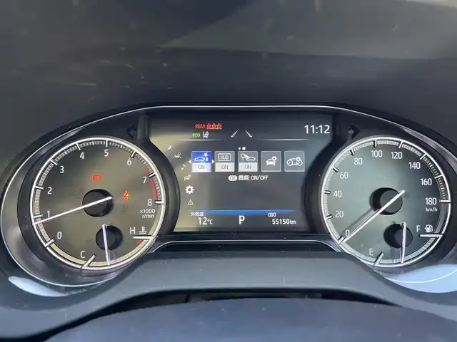 トヨタ ハリアー Z レザーパッケージ 三重県 2020(令2)年 5.6万km ホワイトパールクリスタルシャイン 調光パノラマルーフ/寒冷地仕様（デアイザー/リアフォグランプ）/パノラミックビューモニター/デジタルインナーミラー(前後方録画機能付)/JBLプレミアムサウンドシステム（9スピーカー）/TコネクトSDナビゲーションシステム(12.3インチディスプレイ)（Bluetooth/AppleCarPlay/AndroidAuto/AM/FM/USB/AUX/地デジTV）/ETC2.0/セーフティセンス（プリクラッシュセーフティ/レーントレーシングアシスト/レーダークルーズコントロール/アダプティプハイビームアシスト/ロードサインアシスト）/ブラインドスポットモニター/パーキングサポートブレーキ（前後方静止物/後方接近車両）/ハンズフリーパワーバックドア/ステアリングヒーター/パワーシート（運転席ポジションメモリー付/助手席）/ベンチレーション付快適温熱シート（運転席/助手席）/ダークグレーステッチ入ブラック革シート/プロジェクター式LEDヘッドランプ/デイタイムランニングランプ/ボディ同色ミラー（電動オート格納機能/ヒーター/ウインカー/足元照明付）/雨滴感応式フロントワイパー/スマートエントリー/プッシュスタート/スペアキー