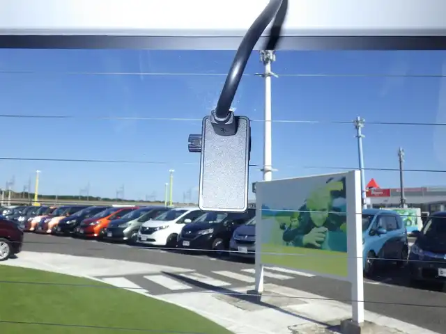 トヨタ タンク カスタムG 千葉県 2019(令1)年 0.7万km レーザーブルークリスタルシャイン スマートアシストIII/クルーズコントロール/エコアイドル/両側パワースライドドア/社外SDナビ/地デジTV/【DVD/CD再生機能　Bluetooth接続】/バックカメラ/ドライブレコーダー（前後撮影）/革巻きステアリング/ETC/LEDヘッドライト/フォグライト/ウインカーミラー/コーナーセンサー/純正14インチアルミホイル/キーフリーシステム