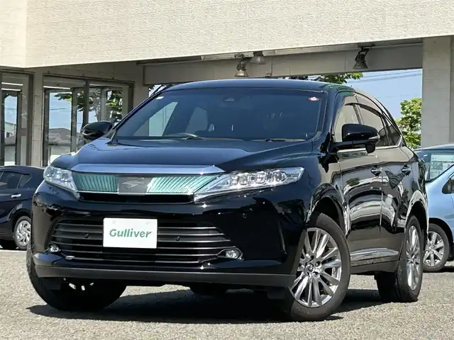 トヨタ ハリアー プレミアム 宮城県 2019(平31)年 3.1万km ブラック /純正ディーラーナビ（ＡＭ，ＦＭ，ＴＶ，ＢＴ）//レーダークルコン//D席パワーシート//パワーバックドア//プッシュスタート//横滑り防止機能//レーンディパーチャーアラート//レーントレーシングアシスト//ブレーキホールド//オートマチックハイビームスイッチ//パワーバックドア//バックカメラ//社外スタットレスタイヤ//２２５/６５R17