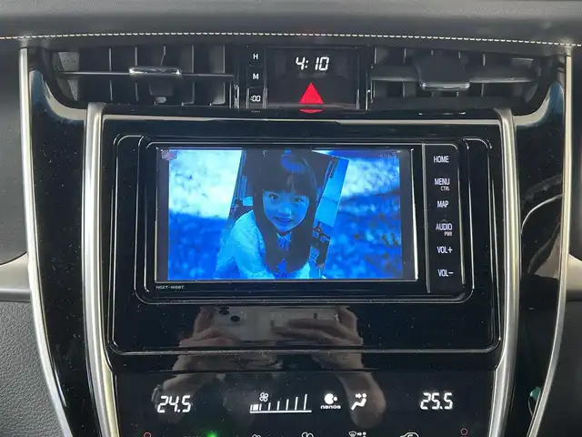 トヨタ ハリアー プレミアム 宮城県 2019(平31)年 3.1万km ブラック /純正ディーラーナビ（ＡＭ，ＦＭ，ＴＶ，ＢＴ）//レーダークルコン//D席パワーシート//パワーバックドア//プッシュスタート//横滑り防止機能//レーンディパーチャーアラート//レーントレーシングアシスト//ブレーキホールド//オートマチックハイビームスイッチ//パワーバックドア//バックカメラ//社外スタットレスタイヤ//２２５/６５R17
