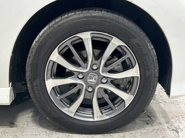 ホンダ Ｎ ＢＯＸ カスタム L 宮城県 2022(令4)年 3.2万km プラチナホワイトパール Honda SENSING/・衝突軽減ブレーキ/・踏み間違い衝突軽減システム/・前方、後方ソナーセンサー/・先行者発進お知らせ機能/・歩行者事故低減ステアリング/・路外逸脱抑制機能/・標識認識機能/・追従機能付きアダプティブクルーズコントロール/・車線維持支援システム/・オートハイビーム/・急アクセル抑制機能/・パーキングセンサーシステム/社外ナビ/Bluetooth、フルセグTV/社外ビルトインETC/シートヒーター/シートカバー/純正フロアマット/MUGENフロアマット/MUGENドアバイザー/MUGENグリル/ウーハーカーオーディオ/横滑り防止装置/チップアップシート