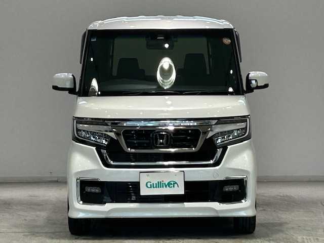 ホンダ Ｎ ＢＯＸ カスタム L 宮城県 2022(令4)年 3.2万km プラチナホワイトパール Honda SENSING/・衝突軽減ブレーキ/・踏み間違い衝突軽減システム/・前方、後方ソナーセンサー/・先行者発進お知らせ機能/・歩行者事故低減ステアリング/・路外逸脱抑制機能/・標識認識機能/・追従機能付きアダプティブクルーズコントロール/・車線維持支援システム/・オートハイビーム/・急アクセル抑制機能/・パーキングセンサーシステム/社外ナビ/Bluetooth、フルセグTV/社外ビルトインETC/シートヒーター/シートカバー/純正フロアマット/MUGENフロアマット/MUGENドアバイザー/MUGENグリル/ウーハーカーオーディオ/横滑り防止装置/チップアップシート