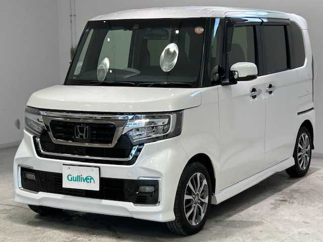 ホンダ Ｎ ＢＯＸ カスタム L 宮城県 2022(令4)年 3.2万km プラチナホワイトパール Honda SENSING/・衝突軽減ブレーキ/・踏み間違い衝突軽減システム/・前方、後方ソナーセンサー/・先行者発進お知らせ機能/・歩行者事故低減ステアリング/・路外逸脱抑制機能/・標識認識機能/・追従機能付きアダプティブクルーズコントロール/・車線維持支援システム/・オートハイビーム/・急アクセル抑制機能/・パーキングセンサーシステム/社外ナビ/Bluetooth、フルセグTV/社外ビルトインETC/シートヒーター/シートカバー/純正フロアマット/MUGENフロアマット/MUGENドアバイザー/MUGENグリル/ウーハーカーオーディオ/横滑り防止装置/チップアップシート