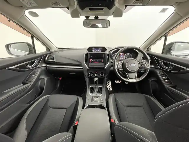 スバル インプレッサ スポーツ 2．0i－S アイサイト 道央・札幌 2017(平29)年 6.7万km アイスシルバーメタリック ・ワンオーナー/・４WD/・社外オーディオ/　CD/BT/USB/・サイドカメラ/・ETC/・アイサイト/・レーダークルーズコントロール/・レーンキープアシスト/・リアコーナーセンサー/・BSM/・パドルシフト/・nanoe/・LEDヘッドライト/・フォグライト/・オートライト/・プッシュスタート/・スマートキー/・純正フロアマット/・ドアバイザー