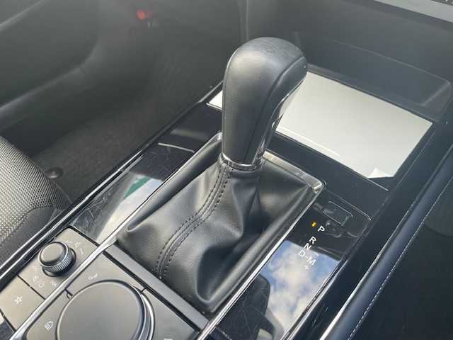 マツダ ＣＸ－３０ XD プロアクティブツーリングセレクション 三重県 2020(令2)年 3.4万km スノーフレイクホワイトパールマイカ 1オーナー/スマートブレーキサポート/AT誤発進抑制制御/全車速追従機能付レーダークルーズコントロール/前後パーキングセンサー/車線逸脱警報システム/レーンキープアシスト/ブラインドスポットモニタリング/接近車両検知/クルージングトラフィックサポート/純正SDナビ/フルセグTV/【CD/DVD/Bluetooth/USB】/バックカメラ/ETC/前後ドライブコーダー/パドルシフト/ヘッドアップディスプレイ/パワーバックドア/D席パワーシート/D/N席シートヒーター/ステアリングヒーター/オートライト/アダプティブLEDヘッドランプ/215/55R18インチ純正AW/プッシュスタート/スマートキー/スペアキー/純正フロアマット
