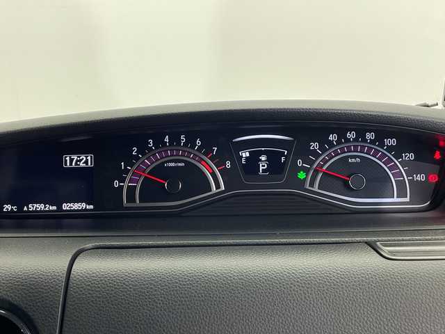 ホンダ Ｎ ＢＯＸ カスタム G L ターボ ホンダセンシング 栃木県 2019(令1)年 2.6万km プラチナホワイトパール 10インチフローティングナビ(CN-F1X10BD)/(フルセグTV/Bluetooth/CD/DVD/Blu-ray/USB)/ターボ/4WD/車高調/ホンダセンシング/ ・衝突軽減システム/ ・レーンキープアシスト/ ・オートクルーズコントロール/ ・オートハイビーム/シーケンシャルウィンカー/前後ドライブレコーダー/両側パワースライドドア/MTモード付AT/ハーフレザーシート/シートカバー(合皮黒)/前席シートヒーター/アイドリングストップ/LEDヘッドライト/オートライト/純正アルミホイール/純正フロアマット/スマートキー/スペアキー1本/取扱説明書