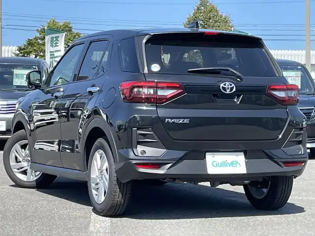 トヨタ ライズ G 道央・札幌 2024(令6)年 0.8万km ブラックマイカメタリック ４ＷＤ/寒冷地仕様/社外ナビ/【ＳＤ／ＢＴ／ＡＵＸ／ＵＳＢ】/フロント／サイド／バックカメラ/パノラミックビューモニター/ＬＥＤ/フォグランプ/オートライト/オートハイビーム/ヘッドライトレベライザー/プリクラッシュセーフティ/車線逸脱警報/先行者発進告知/横滑り防止装置/ＵＳＢ出力電源/オート電動格納ミラー/社外フロアマット/プッシュスタート/スマートキー×２