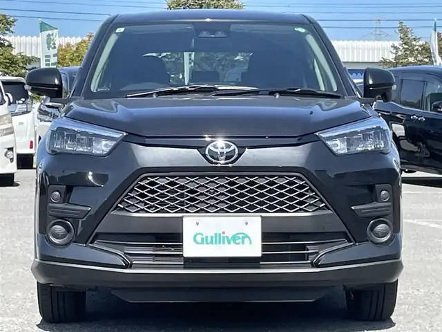 トヨタ ライズ G 道央・札幌 2024(令6)年 0.8万km ブラックマイカメタリック ４ＷＤ/寒冷地仕様/社外ナビ/【ＳＤ／ＢＴ／ＡＵＸ／ＵＳＢ】/フロント／サイド／バックカメラ/パノラミックビューモニター/ＬＥＤ/フォグランプ/オートライト/オートハイビーム/ヘッドライトレベライザー/プリクラッシュセーフティ/車線逸脱警報/先行者発進告知/横滑り防止装置/ＵＳＢ出力電源/オート電動格納ミラー/社外フロアマット/プッシュスタート/スマートキー×２