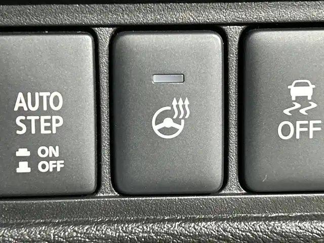 三菱 デリカＤ：５ ブラックエディション 神奈川県 2025(令7)年 0.2万km 黒 4WD/社外アルパイン11型メモリーナビゲーション【EX11NX】/フルセグ　Bluetooth　CD DVD　USB　AUX　AM FM SD　HDMI/純正アラウンドビューモニター【自動防眩ルームミラー】/両側電動スライドドア/電動サイドステップ/パワーパックドア/e-Assisth/衝突被害軽減ブレーキシステム/車線逸脱警報システム/レーダークルーズコントロール/オートマチックハイビーム/誤発進抑制機能/後側方車両検知警報システム/後退時車両検知警報システム/オートストップ＆ゴー/革巻きステアリング/パドルシフト/ステアリングヒーター/レザーシート/運転席パワーシート/前席シートヒーター/2列目キャプテンシート/アクセサリーコンセント【フロアコンソール後方】/リアクーラー/リアヒーター/3列目ヒーターダクト/プッシュスタート/スマートキー/LEDヘッドランプ/LEDフロントフォグランプ/オートライト/純正18インチアルミホイール/純正フロアマット