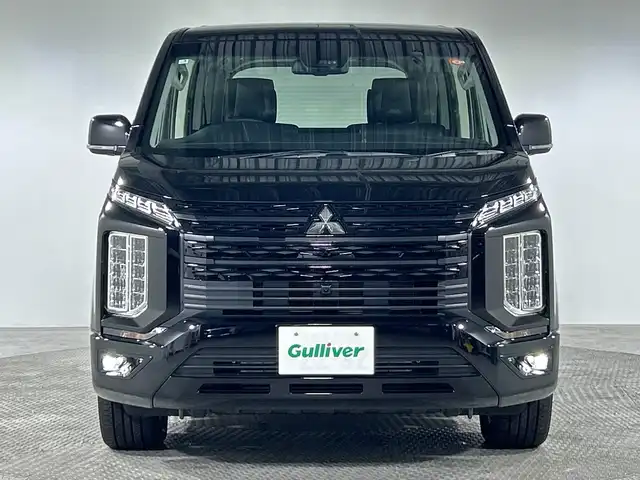 三菱 デリカＤ：５ ブラックエディション 神奈川県 2025(令7)年 0.2万km 黒 4WD/社外アルパイン11型メモリーナビゲーション【EX11NX】/フルセグ　Bluetooth　CD DVD　USB　AUX　AM FM SD　HDMI/純正アラウンドビューモニター【自動防眩ルームミラー】/両側電動スライドドア/電動サイドステップ/パワーパックドア/e-Assisth/衝突被害軽減ブレーキシステム/車線逸脱警報システム/レーダークルーズコントロール/オートマチックハイビーム/誤発進抑制機能/後側方車両検知警報システム/後退時車両検知警報システム/オートストップ＆ゴー/革巻きステアリング/パドルシフト/ステアリングヒーター/レザーシート/運転席パワーシート/前席シートヒーター/2列目キャプテンシート/アクセサリーコンセント【フロアコンソール後方】/リアクーラー/リアヒーター/3列目ヒーターダクト/プッシュスタート/スマートキー/LEDヘッドランプ/LEDフロントフォグランプ/オートライト/純正18インチアルミホイール/純正フロアマット