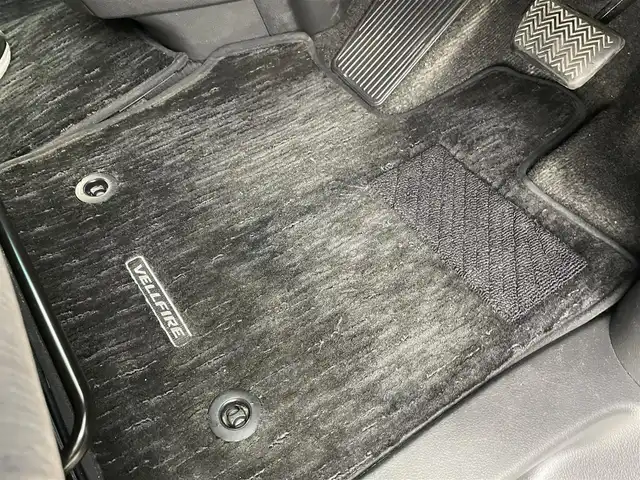 トヨタ ヴェルファイア 2．4Z 群馬県 2013(平25)年 7.4万km ホワイトパールクリスタルシャイン フリップダウンモニター　純正７インチナビ　バックカメラ　両側パワースライドドア　ＨＩＤオートライト　純正１８インチアルミホイール　ステアリングリモコン　ドライブレコーダー　ＥＴＣ　スマートキー　禁煙車