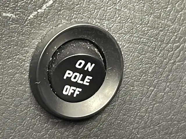 トヨタ ヴェルファイア 2．4Z 群馬県 2013(平25)年 7.4万km ホワイトパールクリスタルシャイン フリップダウンモニター　純正７インチナビ　バックカメラ　両側パワースライドドア　ＨＩＤオートライト　純正１８インチアルミホイール　ステアリングリモコン　ドライブレコーダー　ＥＴＣ　スマートキー　禁煙車