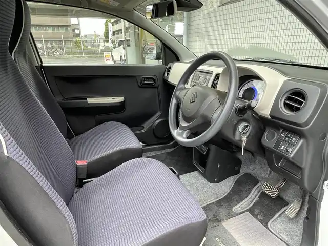 スズキ アルト L 千葉県 2019(平31)年 2.3万km シルキーシルバーメタリック 衝突軽減ブレーキ/レーンキープアシスト/純正オーディオ/（CD/AUX/ラジオ）/アイドリングストップ/D席シートヒーター/ハロゲンライト/リアコーナーセンサー/ヘッドライトレベライザー/純正フロアマット/純正ホイールキャップ