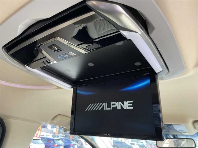 トヨタ アルファード G 石川県 2016(平28)年 7.8万km 黒 アルパイン10型ナビ/アルパインフリップダウンモニター/フルセグTV/バックカメラ/両側パワースライドドア/LEDヘッドライト/ETC/ドライブレコーダー/スマートキー/プッシュスタート/電動ミラー/オットマン/クルーズコントロール