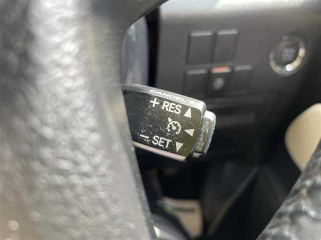 トヨタ アルファード G 石川県 2016(平28)年 7.8万km 黒 アルパイン10型ナビ/アルパインフリップダウンモニター/フルセグTV/バックカメラ/両側パワースライドドア/LEDヘッドライト/ETC/ドライブレコーダー/スマートキー/プッシュスタート/電動ミラー/オットマン/クルーズコントロール