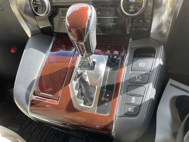 トヨタ アルファード G 石川県 2016(平28)年 7.8万km 黒 アルパイン10型ナビ/アルパインフリップダウンモニター/フルセグTV/バックカメラ/両側パワースライドドア/LEDヘッドライト/ETC/ドライブレコーダー/スマートキー/プッシュスタート/電動ミラー/オットマン/クルーズコントロール