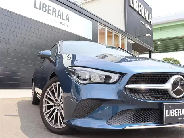 メルセデス・ベンツ ＣＬＡ２００ｄ 宮城県 2020(令2)年 2.5万km デニムブルー パノラミックスライディングルーフ/レーダーセーフティパッケージ/アダプティブクルーズコントロール/純正メモリナビ/フルセグＴＶ/３６０度カメラシステム/アンビエントライト/Bluetooth接続　/レザーシート/シートヒーター(DN席)/電動シート(DN席)/ヘッドアップディスプレイ/ブラインドスポットアシスト/レーンキープアシスト/アクティブブレーキアシスト/パークトロニック/置くだけ充電/純正18インチAW/オートライト/パワーステアリング/パワーウィンドウ/プッシュスタート/アイドリングストップ/前方ドライブレコーダー/ETC
