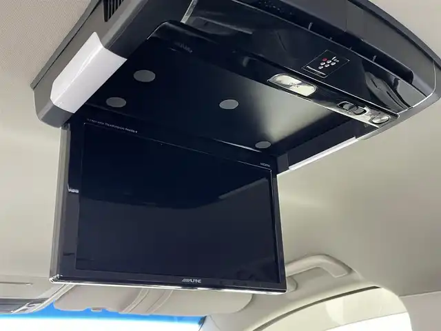 ホンダ オデッセイ アブソルート・EXホンダセンジング 群馬県 2016(平28)年 7.9万km ホワイトオーキッドパール フリップダウンモニター　ＡＬＰＩＮＥ９インチナビ　バックカメラ　両側パワースライドドア　アダプティブクルーズコントロール　ＬＥＤ　ハーフレザー　パワーシート　純正１８インチＡＷ　ドラレコ　ＥＴＣ　禁煙