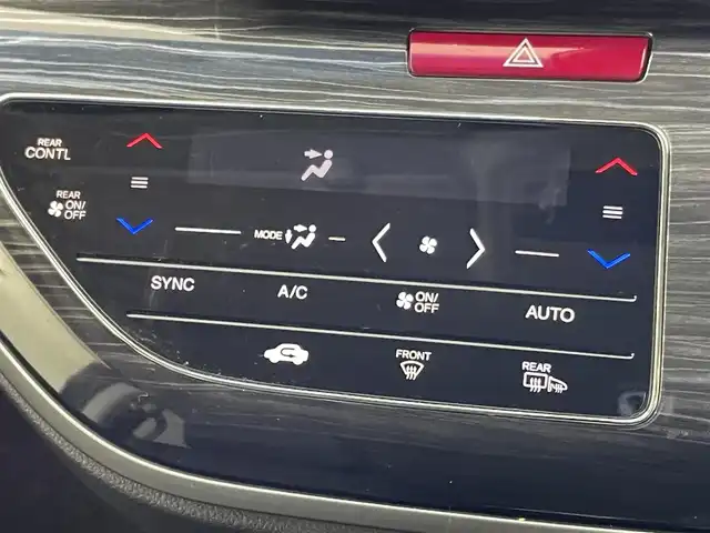 ホンダ オデッセイ アブソルート・EXホンダセンジング 群馬県 2016(平28)年 7.9万km ホワイトオーキッドパール フリップダウンモニター　ＡＬＰＩＮＥ９インチナビ　バックカメラ　両側パワースライドドア　アダプティブクルーズコントロール　ＬＥＤ　ハーフレザー　パワーシート　純正１８インチＡＷ　ドラレコ　ＥＴＣ　禁煙