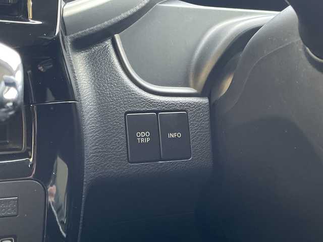 スズキ ソリオ バンディット HV MV 愛知県 2016(平28)年 4.3万km プレミアムシルバーメタリック/ブラック2トーンルーフ 純正ナビ　SDカードなし/両側パワースライドドア/シートヒーター/純正アルミホイール/LEDヘッドライト/ETC/衝突軽減システム/フルセグ/CD DVD/Bluetooth/ステアリングスイッチ/スマートキー/プッシュスタート