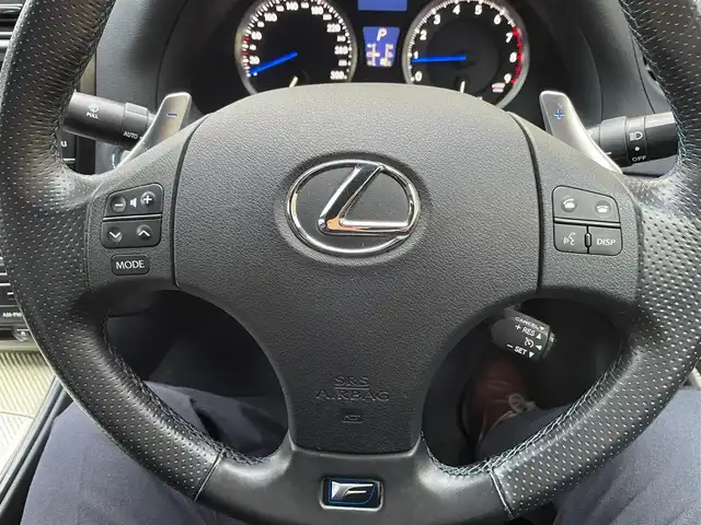 レクサス ＩＳ Ｆ 神奈川県 2008(平20)年 14.2万km ホワイトパールクリスタルシャイン ワンオーナー/黒革シート/純正19インチAW/HIDライト/クルーズコントロール/前席パワーシート/シートヒーター/ビルトインETC/パドルシフト/プッシュスタート/スマートキー×2/H20/21/22/23/24/25/26/27/28/29/30//R1/2/3/5年ディーラー整備記録/保証書・取説あり