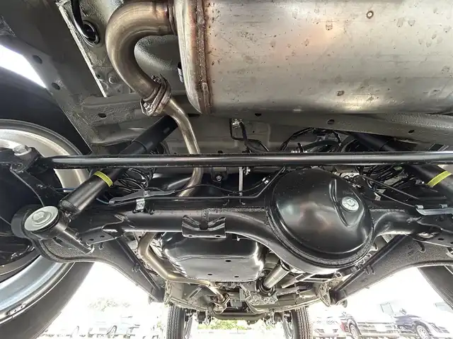 スズキ ジムニー XC 栃木県 2025(令7)年 0.1万km ジャングルグリーン 衝突被害軽減ブレーキ/4WD/カロッツェリア9インチナビ/フルセグTV/DVD/Bluetooth/バックカメラ/ビルトインETC/前ドライブレコーダー/前席シートヒーター/クルーズコントロール/スマートキー×1/プッシュスタート/ステアリングリモコン/LEDオートライト/純正16インチAW/アイドリングストップ/横滑り防止装置/保証書/取説