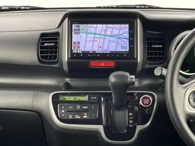 ホンダ Ｎ ＢＯＸ G 新潟県 2013(平25)年 4万km プレミアムブロンズパール 4WD/社外メモリナビ/フルセグ/VXM-145VFi/　CD/DVD/SD/Bluetooth/両側パワースライドドア/スマートキー/プッシュスタート/オートエアコン/キセノンヘッドライト/オートライト/電動格納式ミラー/横滑り防止装置/社外アルミ付きスタッドレス/　（積み込み５mm）