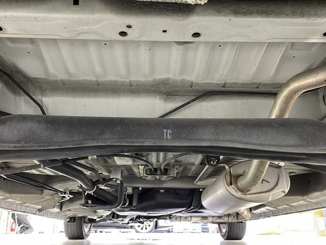 ホンダ Ｎ ＢＯＸ カスタム G EX ターボ ホンダセンシング 岐阜県 2017(平29)年 5.7万km プレミアムホワイトパールⅡ 純正8インチSDナビ【VXU-185NBi】/CD DVD/AM FM/Bluetooth /AppleCarplay /フルセグテレビ/iPod /SD/USB/VTR /AUX/革巻きステアリング/パドルシフト/ステアリングリモコン/両側パワースライドドア/ビルトインETC/純正ドライブレコーダー/後席会話機能/ホンダセンシング/レーダークルーズコントロール/ピタ駐ミラー/コーナーセンサー/衝突被害軽減システム/標識認識機能/車線維持システム/横滑り防止システム/純正AW付き夏タイヤ積込(165/55/R15)