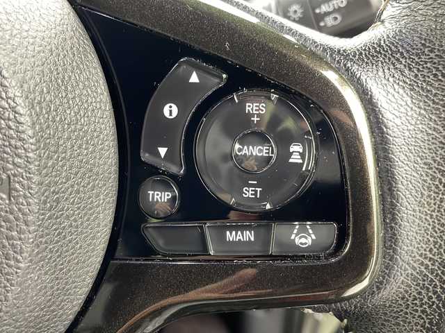 ホンダ Ｎ ＢＯＸ カスタム G EX ターボ ホンダセンシング 岐阜県 2017(平29)年 5.7万km プレミアムホワイトパールⅡ 純正8インチSDナビ【VXU-185NBi】/CD DVD/AM FM/Bluetooth /AppleCarplay /フルセグテレビ/iPod /SD/USB/VTR /AUX/革巻きステアリング/パドルシフト/ステアリングリモコン/両側パワースライドドア/ビルトインETC/純正ドライブレコーダー/後席会話機能/ホンダセンシング/レーダークルーズコントロール/ピタ駐ミラー/コーナーセンサー/衝突被害軽減システム/標識認識機能/車線維持システム/横滑り防止システム/純正AW付き夏タイヤ積込(165/55/R15)