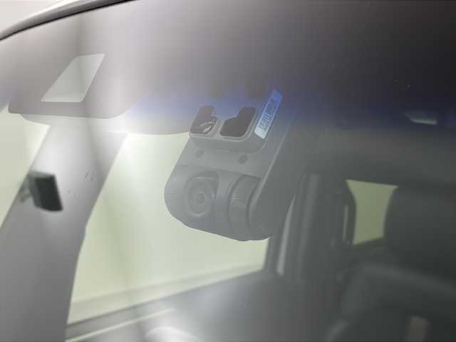 ホンダ Ｎ ＢＯＸ カスタム G EX ターボ ホンダセンシング 岐阜県 2017(平29)年 5.7万km プレミアムホワイトパールⅡ 純正8インチSDナビ【VXU-185NBi】/CD DVD/AM FM/Bluetooth /AppleCarplay /フルセグテレビ/iPod /SD/USB/VTR /AUX/革巻きステアリング/パドルシフト/ステアリングリモコン/両側パワースライドドア/ビルトインETC/純正ドライブレコーダー/後席会話機能/ホンダセンシング/レーダークルーズコントロール/ピタ駐ミラー/コーナーセンサー/衝突被害軽減システム/標識認識機能/車線維持システム/横滑り防止システム/純正AW付き夏タイヤ積込(165/55/R15)