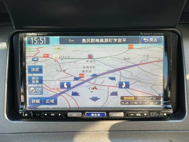 トヨタ プリウス S 沖縄県 2013(平25)年 10.5万km ホワイトパールクリスタルシャイン 禁煙車　/フルセグＴＶ　/社外ナビ/（ＡＭ／ＦＭ／ＣＤ／ＤＶＤ／ＢＴ）/コーナーセンサー　/社外アルミホイール　/ビルトインＥＴＣ　/バックカメラ　/スマートキー　/プッシュスタート　/ステアリングリモコン/オートエアコン/オートライト/横滑り防止装置　/盗難防止装置