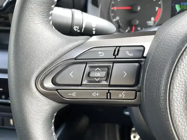 トヨタ ＧＲヤリス RZ 千葉県 2023(令5)年 0.4万km プレシャスブラックパール ワンオーナー/６速MT＆４WD/登録時走行3490km/カーボンルーフ/純正メモリーナビ/Blutooth/USB/Miracast/ETC/ドライブレコーダー前後/LEDヘッドライト＆フォグ/純正フロアマット/保証書/取扱説明書/スペアキー