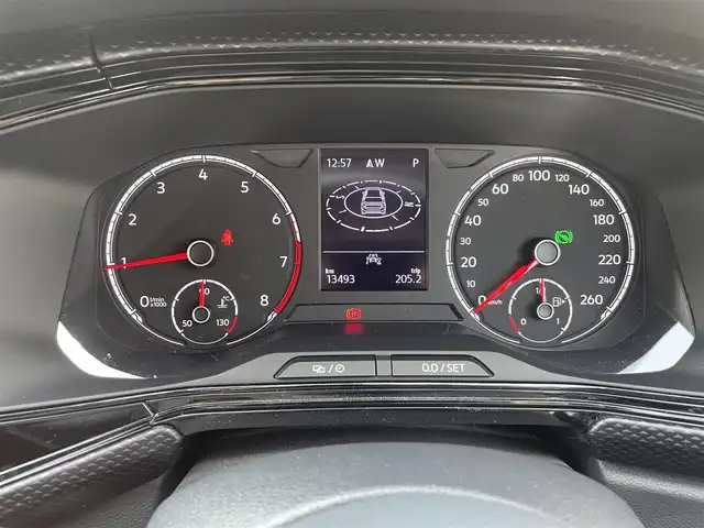 フォルクスワーゲン ＶＷ Ｔ－クロス TSI アクティブ 長野県 2022(令4)年 1.4万km 青 ディーラー点検記録Ｒ５：６年有り　/・ワンオーナー　/・セーフティーＰＫＧ　/・ディスカバーメディアパッケージ　/・APP-CONNECT/・8インチタッチスクリーン/・ＳＳＤナビ　ＢＴ　/・CD/・バックカメラ　/・ＥＴＣ２．０　/・ドライブレコーダー　/・アダプティブクルーズ/・レーンキープ/・ハイビームアシスト/・駐車支援システム/・BSM/・パークディスタンスコントロール/・オプティカルパーキングシステム/・リアトラフィックアラート/・パドルシフト/・オートライト/・LEDヘットライト/・スマートキー×２/・プッシュスタート/・純正16インチアルミ/・コンチネンタルタイヤ/・ルーフレール/・保証書