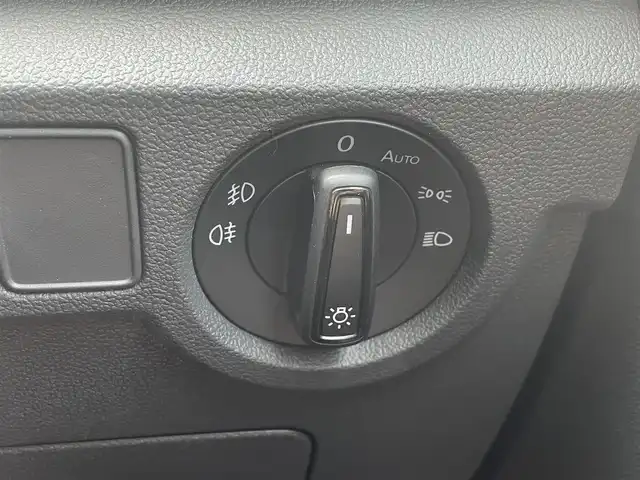 フォルクスワーゲン ＶＷ Ｔ－クロス TSI アクティブ 長野県 2022(令4)年 1.4万km 青 ディーラー点検記録Ｒ５：６年有り　/・ワンオーナー　/・セーフティーＰＫＧ　/・ディスカバーメディアパッケージ　/・APP-CONNECT/・8インチタッチスクリーン/・ＳＳＤナビ　ＢＴ　/・CD/・バックカメラ　/・ＥＴＣ２．０　/・ドライブレコーダー　/・アダプティブクルーズ/・レーンキープ/・ハイビームアシスト/・駐車支援システム/・BSM/・パークディスタンスコントロール/・オプティカルパーキングシステム/・リアトラフィックアラート/・パドルシフト/・オートライト/・LEDヘットライト/・スマートキー×２/・プッシュスタート/・純正16インチアルミ/・コンチネンタルタイヤ/・ルーフレール/・保証書