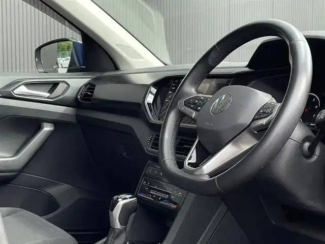 フォルクスワーゲン ＶＷ Ｔ－クロス TSI アクティブ 長野県 2022(令4)年 1.4万km 青 ワンオーナー /セーフティーパッケージ /AppleCarPlay /AndroidAuto /MirrorLink /ナビ/ACC /レーンキープ /BSM /バックカメラ /パークセンサー パークアシスト /ETC2.0 /アイドリングストップ /プッシュスタート /LEDヘッドライト