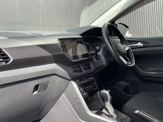 フォルクスワーゲン ＶＷ Ｔ－クロス TSI アクティブ 長野県 2022(令4)年 1.4万km 青 ワンオーナー /セーフティーパッケージ /AppleCarPlay /AndroidAuto /MirrorLink /ナビ/ACC /レーンキープ /BSM /バックカメラ /パークセンサー パークアシスト /ETC2.0 /アイドリングストップ /プッシュスタート /LEDヘッドライト